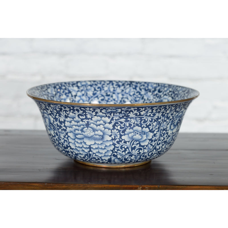 Large Thai Hand-Painted Blue and White Porcelain Bowl with Floral Motifs-YN7466-7. Asian & Chinese Furniture, Art, Antiques, Vintage Home Décor for sale at FEA Home