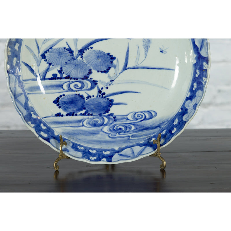 19th Century Japanese Porcelain Imari Plate with Painted Blue and White Décor - Antique Chinese and Vintage Asian Furniture for Sale at FEA Home