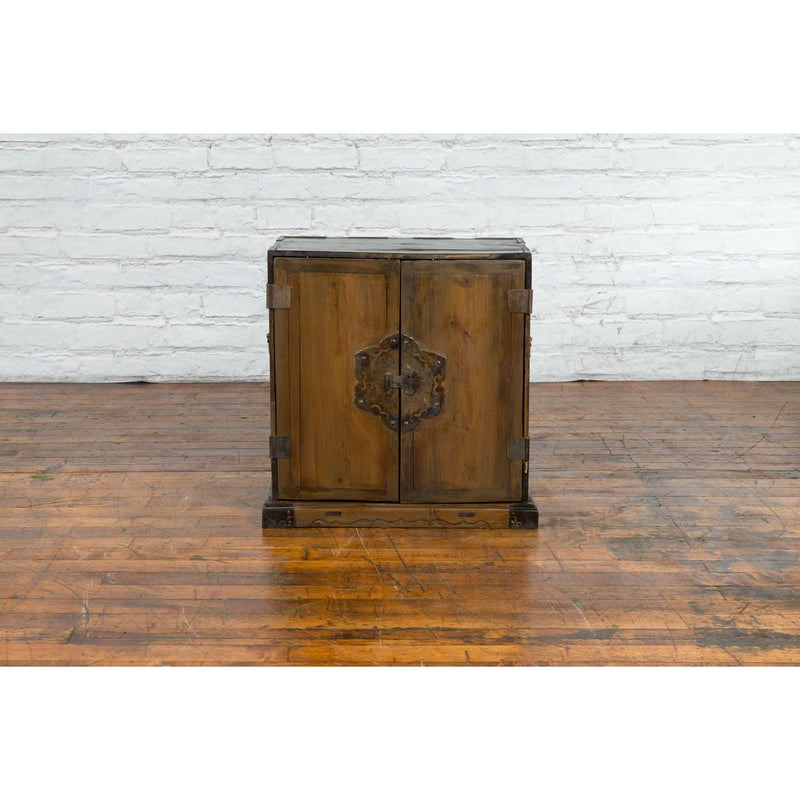 This-is-a-picture-of-a-A Chinese Qing Dynasty Period 19th Century Carrying Chest with Lateral Handles-with-image-position-14-style-YN1381-Shop-for-Vintage-and-Antique-Asian-and-Chinese-Furniture-for-sale-at-FEA Home-NYC