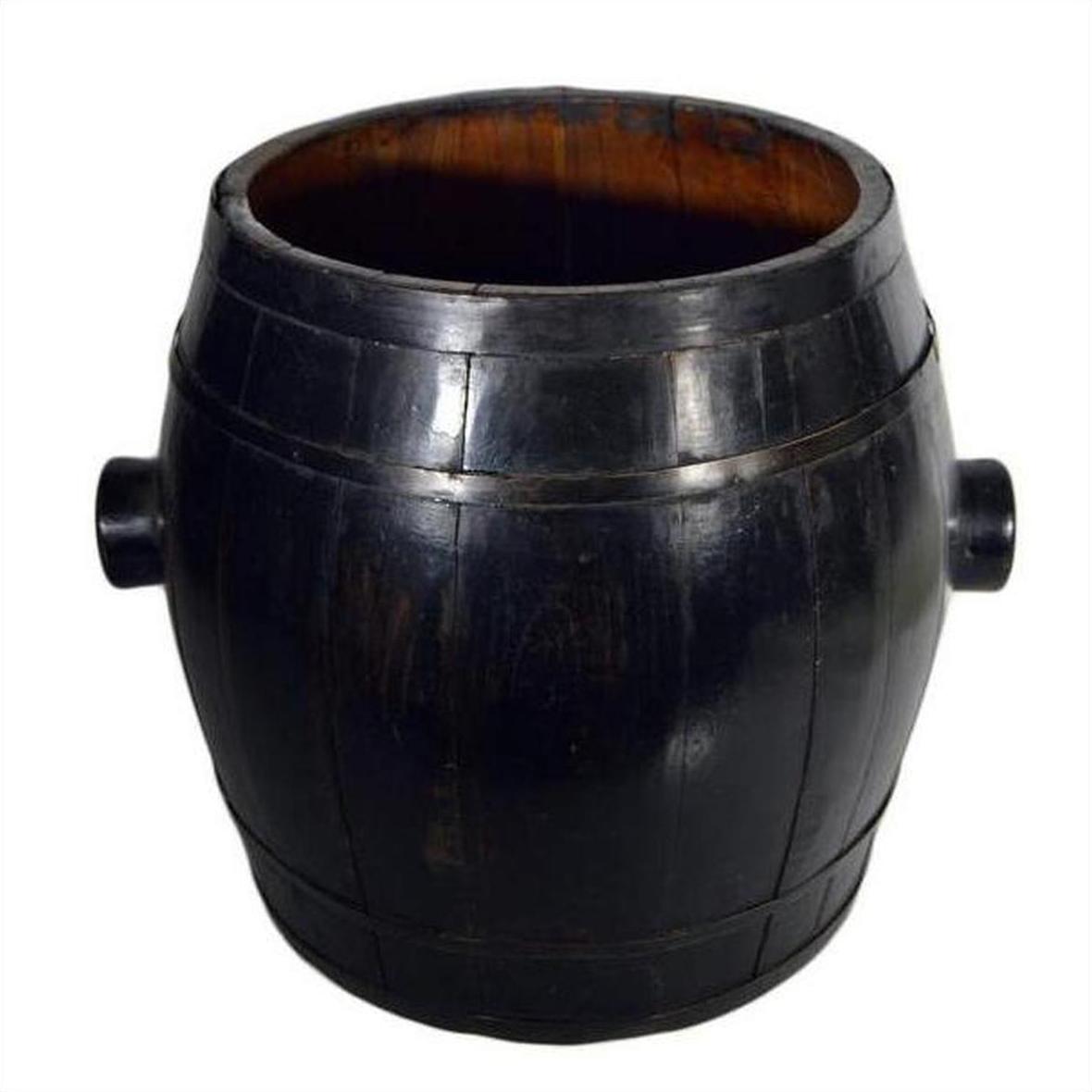 Brown varnished wood grain antique Chinese barrel with side handles, 19th century, on white background.