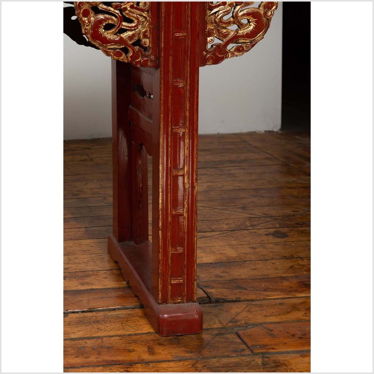 Antique Chinese Red Lacquered Console Table with Gilt Accents and Carved Apron-10. Asian &amp; Chinese Furniture, Art, Antiques, Vintage Home Décor for sale at FEA Home