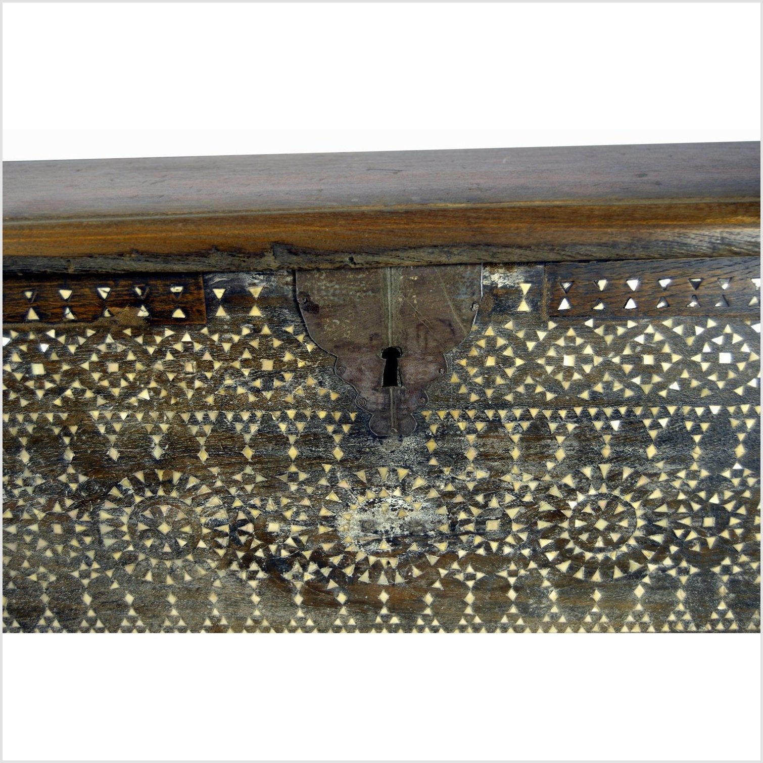 Antique Hand Made Anglo-Indian Bone and Horn Home Blanket Chest Trunk-10. Asian &amp; Chinese Furniture, Art, Antiques, Vintage Home Décor for sale at FEA Home