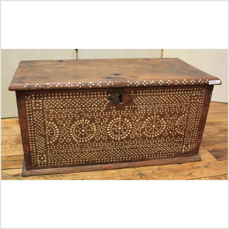 Blanket Chest- Asian Antiques, Vintage Home Decor & Chinese Furniture - FEA Home