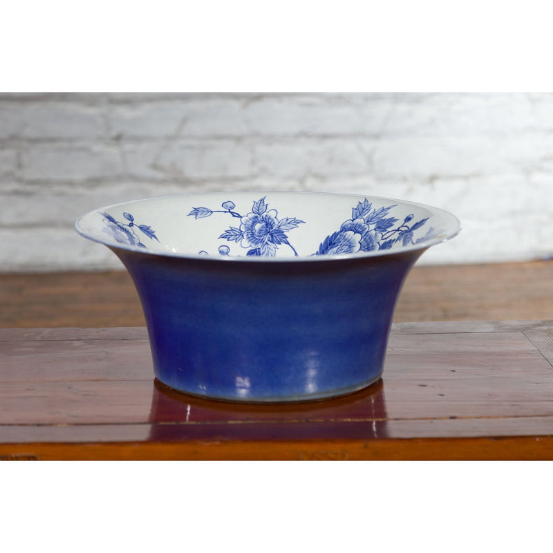 Chinese Blue and White Porcelain Wash Basin with Floral Motifs and Cobalt Blue-YN3531-14. Asian & Chinese Furniture, Art, Antiques, Vintage Home Décor for sale at FEA Home