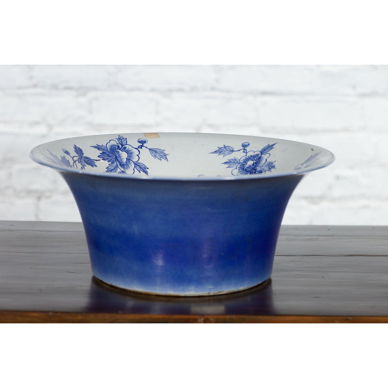Chinese Blue and White Porcelain Wash Basin with Floral Motifs and Cobalt Blue-4. Asian & Chinese Furniture, Art, Antiques, Vintage Home Décor for sale at FEA Home