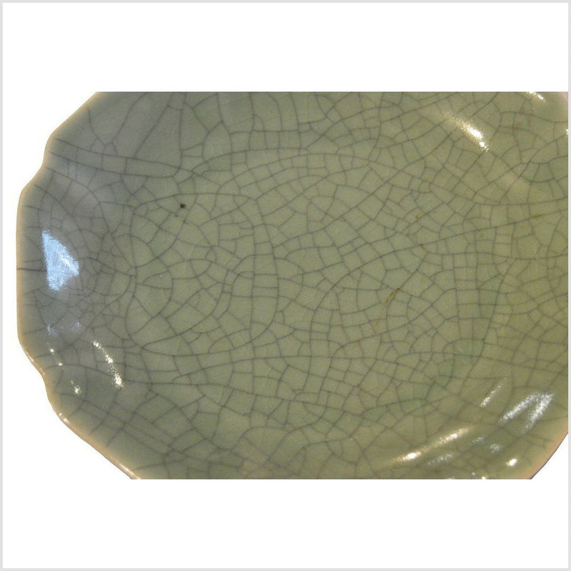 Chinese Crackle Celadon Porcelain Scalloped Plate 