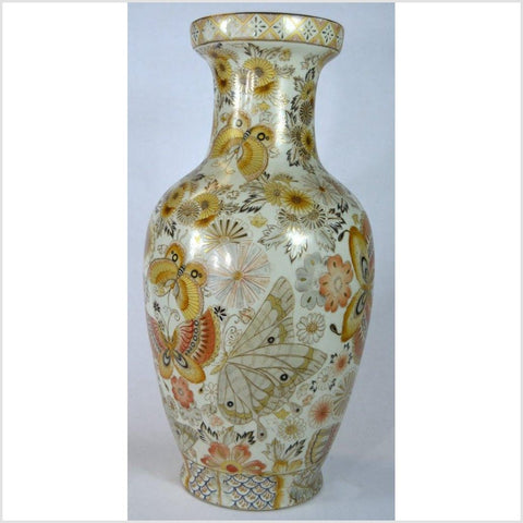 Chinese Hand Painted Porcelain Vase-YN2267 / YNEB698-2. Asian & Chinese Furniture, Art, Antiques, Vintage Home Décor for sale at FEA Home
