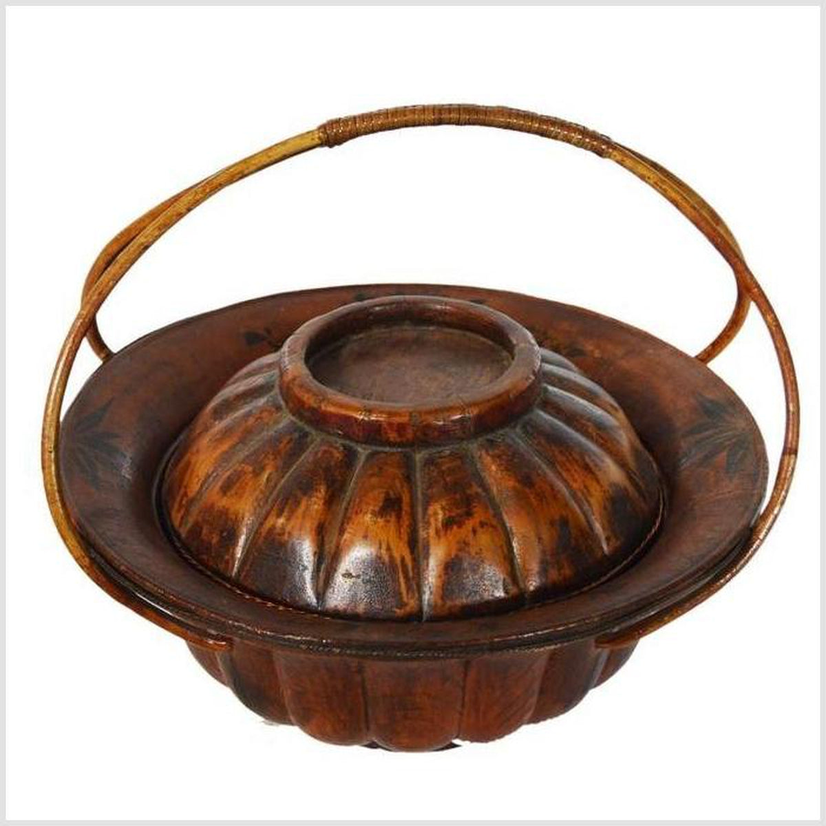 Chinese Varnished Bamboo Hat Basket from the 19th Century Painted with Flowers-2. Asian & Chinese Furniture, Art, Antiques, Vintage Home Décor for sale at FEA Home