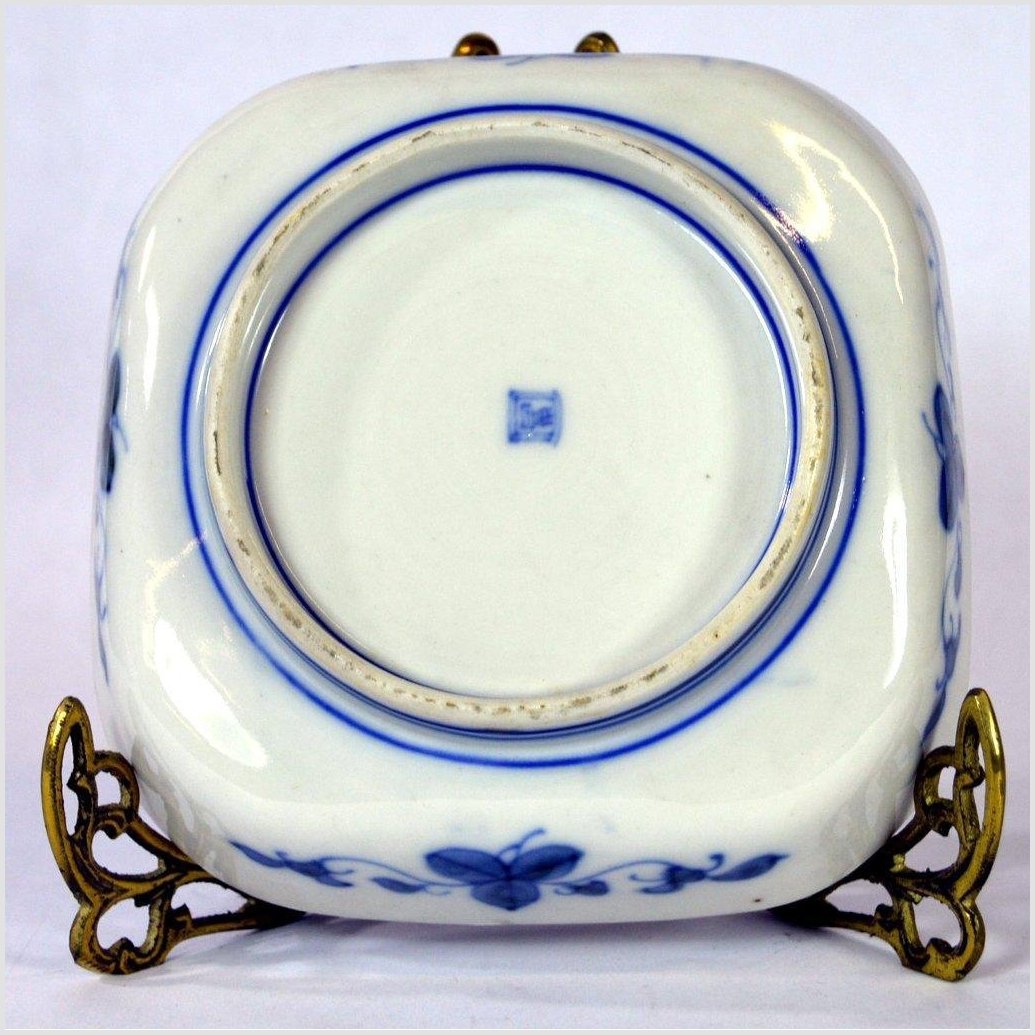 Hand Painted Imari Bowl-6. Asian &amp; Chinese Furniture, Art, Antiques, Vintage Home Décor for sale at FEA Home