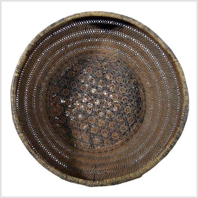 Handwoven Cane and Bamboo Grain Basket from 19th Century-2. Asian & Chinese Furniture, Art, Antiques, Vintage Home Décor for sale at FEA Home