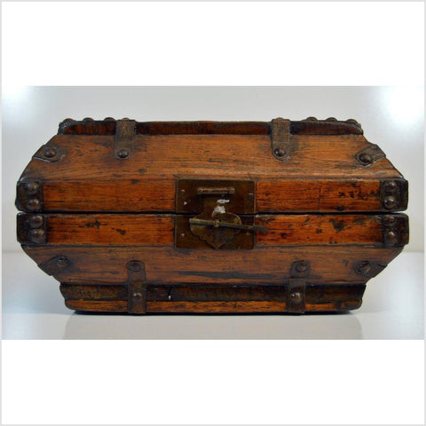 Hinged Chinese Box-YN2672-2. Asian & Chinese Furniture, Art, Antiques, Vintage Home Décor for sale at FEA Home