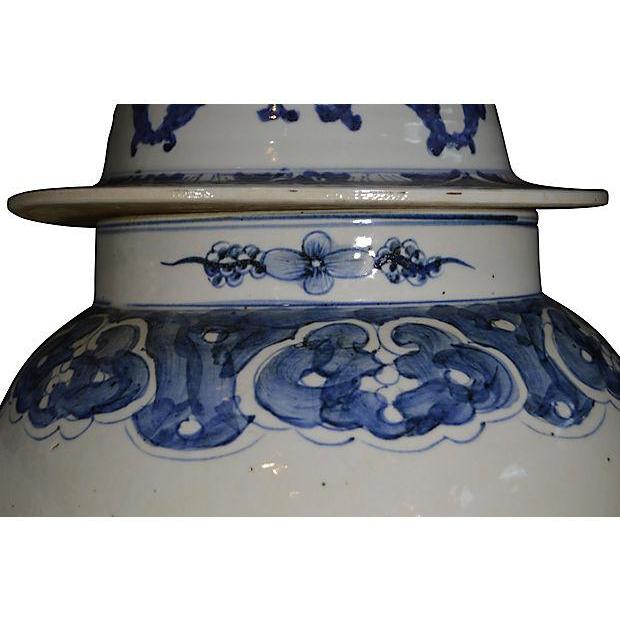 Pair of Antique Chinese Porcelain Jars-7. Asian &amp; Chinese Furniture, Art, Antiques, Vintage Home Décor for sale at FEA Home