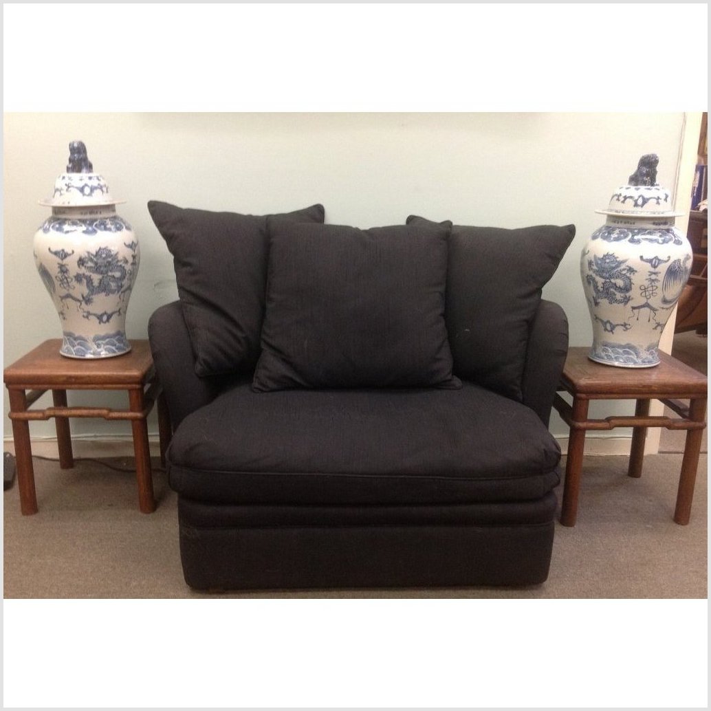 Pair of Chinese Porcelain Jars-2. Asian & Chinese Furniture, Art, Antiques, Vintage Home Décor for sale at FEA Home