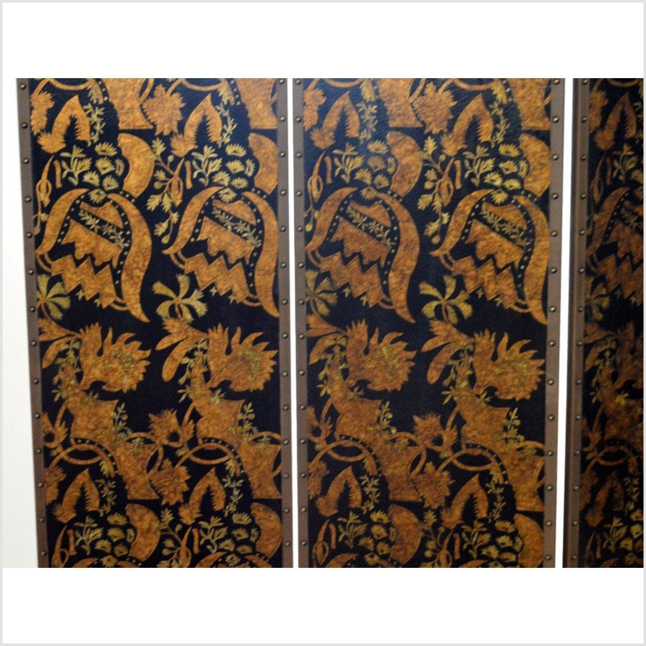 Black 4-Panel Screen with Gold Repetitive Pattern Design-YN2835-5. Asian & Chinese Furniture, Art, Antiques, Vintage Home Décor for sale at FEA Home