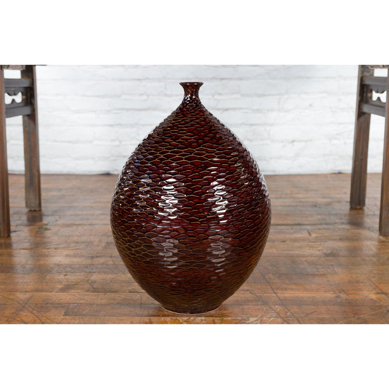 This-is-a-picture-of-a-Prem Collection Handcrafted Burgundy Vase with Textured Honeycomb Style Motifs-with-image-position-8-style-YN7484-Shop-for-Vintage-and-Antique-Asian-and-Chinese-Furniture-for-sale-at-FEA Home-NYC
