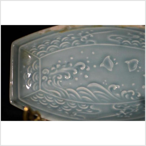 Vintage Chinese Celadon Dish / Bowl-YN4728 / 2-3. Asian & Chinese Furniture, Art, Antiques, Vintage Home Décor for sale at FEA Home