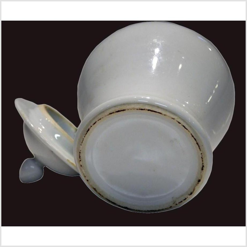 Vintage Chinese White Porcelain Urn 